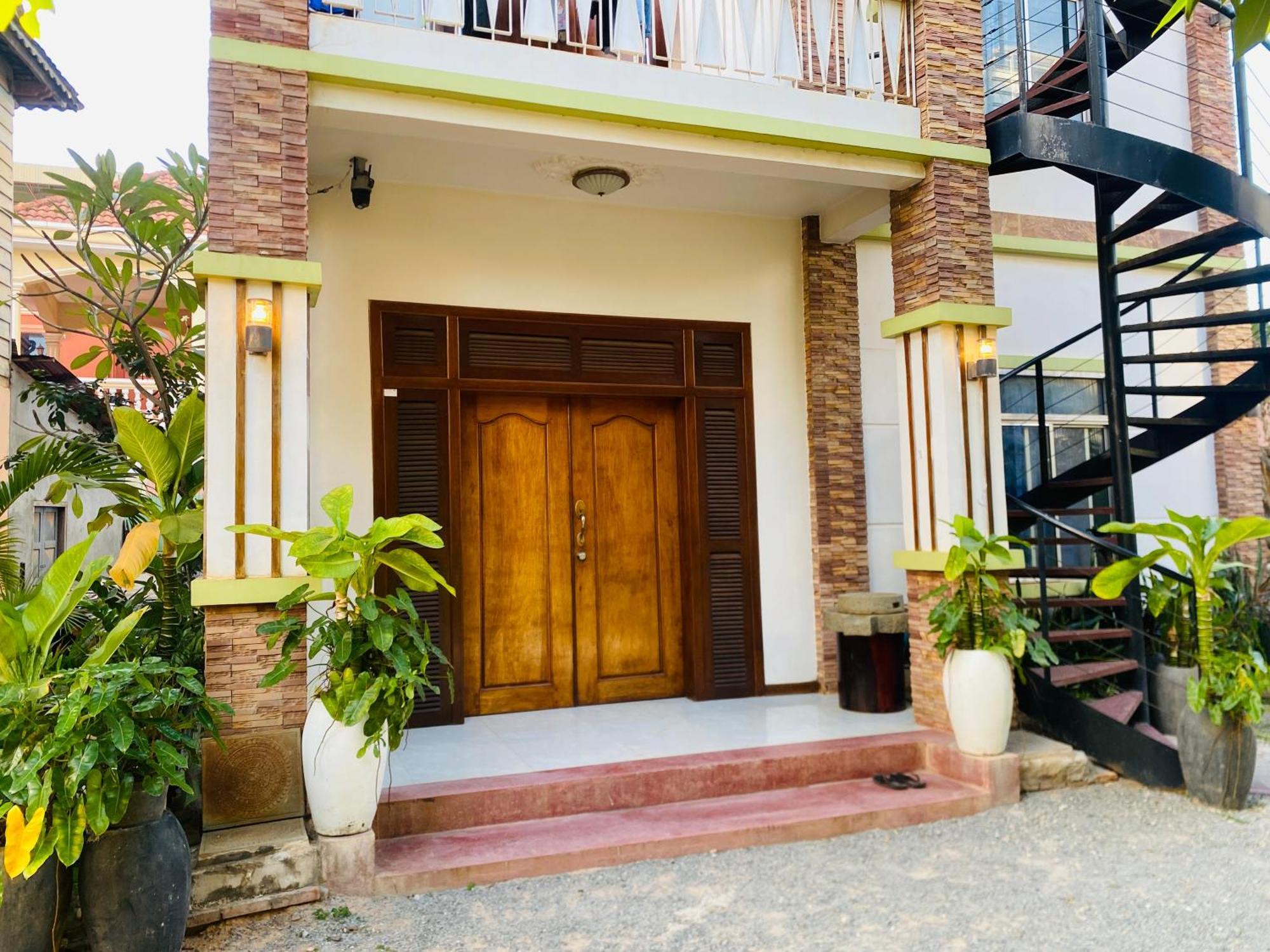 Sophat Villa Siem Reap Exterior photo